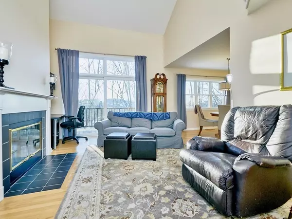 73 Bishops Forest Drive #73, Waltham, MA 02452