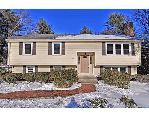 315 Thurston St, Wrentham, MA 02093