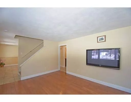 Townsend, MA 01469,35 Emery Rd
