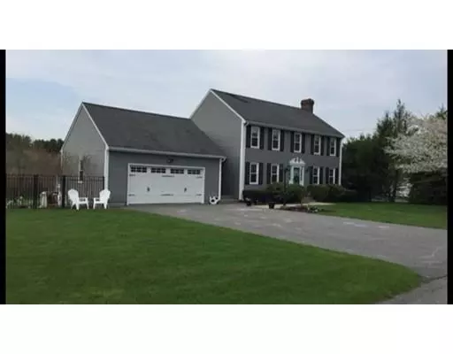 18 Wagonwheel, Seekonk, MA 02771