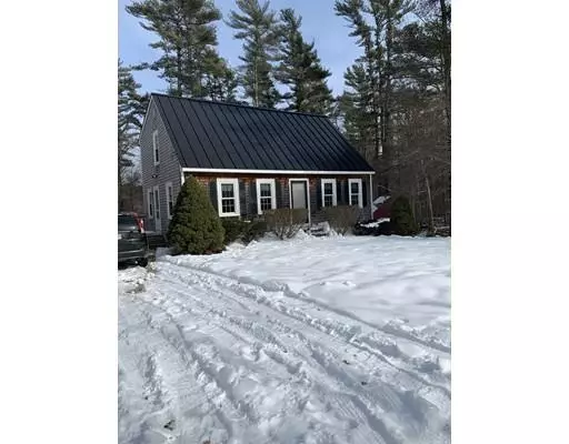 120 Mendell Rd, Rochester, MA 02770