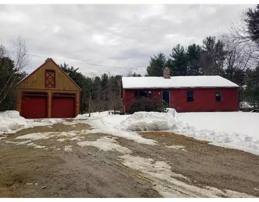 25 Tuckerman Rd, Ashburnham, MA 01430