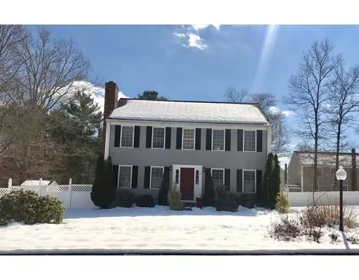 52 Sakonet Ave, Taunton, MA 02718