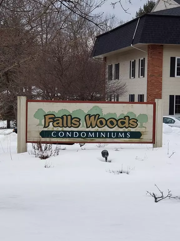 South Hadley, MA 01075,41 W Summit St #41