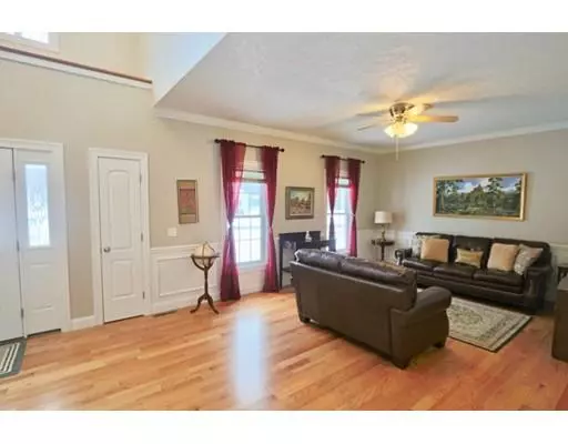 East Longmeadow, MA 01028,20 Betterly