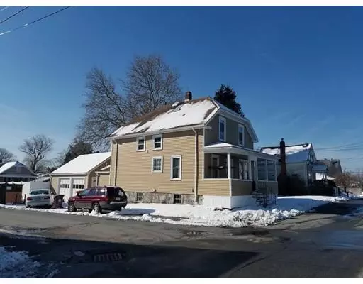 Acushnet, MA 02743,74 Hope St