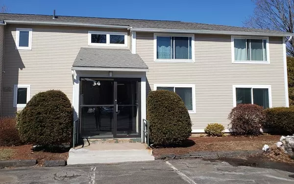 34 Saint Kolbe Drive #D, Holyoke, MA 01040