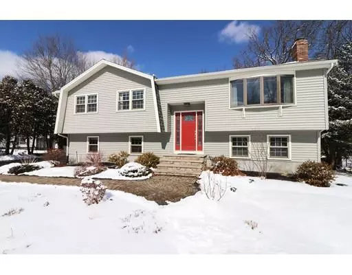 598 Salem St, North Andover, MA 01845