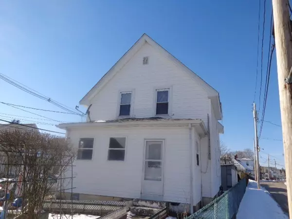 74 Winter St, Taunton, MA 02780