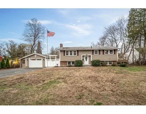 38 Old Bolton Rd, Hudson, MA 01749