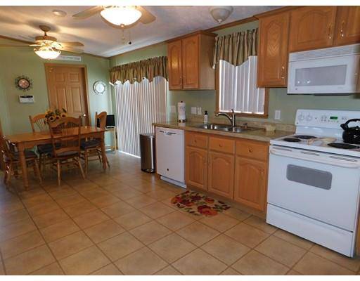 Tiverton, RI 02878,12 Blackbird Ct