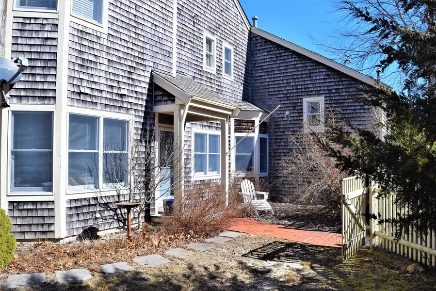 38 Blueberry Path #38, Yarmouth, MA 02675