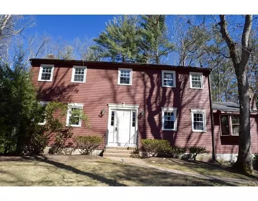 Northborough, MA 01532,18 Coolidge Cir