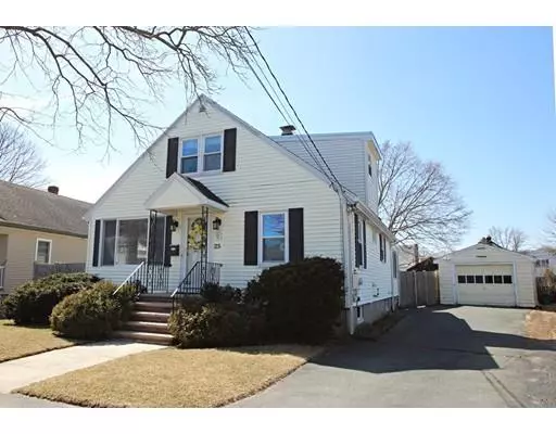 25 Norfolk Avenue, Peabody, MA 01960
