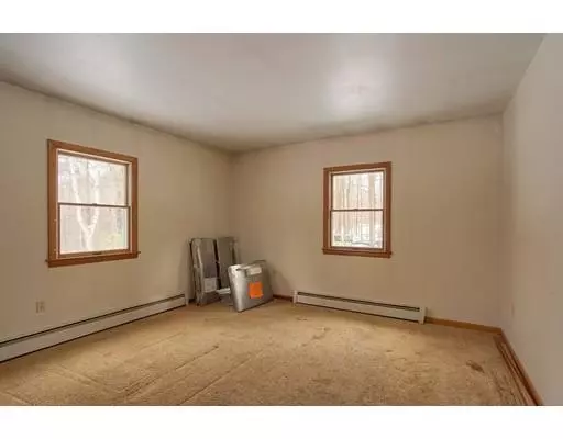 Lunenburg, MA 01462,74 Townsend Harbor Rd