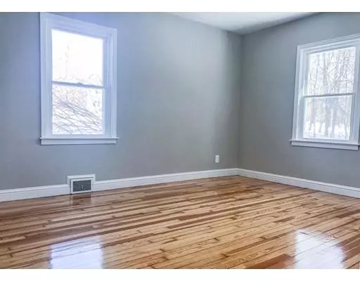 Pepperell, MA 01463,122 South Rd