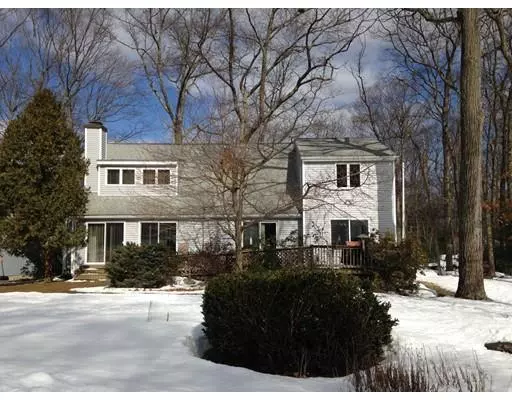 8 Lands End Way, Ashland, MA 01721