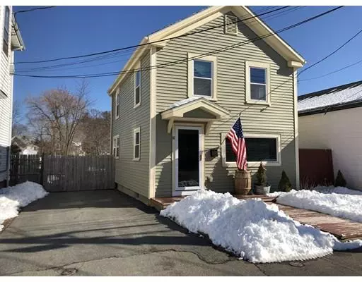 16 Water St, Danvers, MA 01923