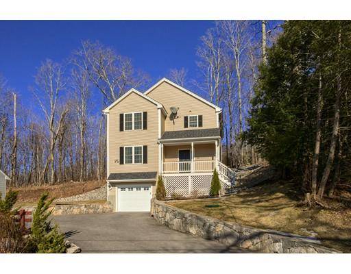 208 Sunset Dr, Charlton, MA 01507