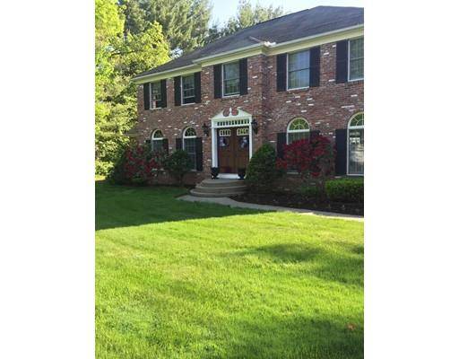 18 Oxford Ln, East Longmeadow, MA 01028