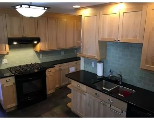 Northampton, MA 01060,155 Prospect St