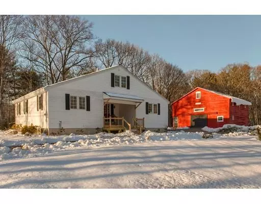 4 Byfield Rd, Groveland, MA 01834