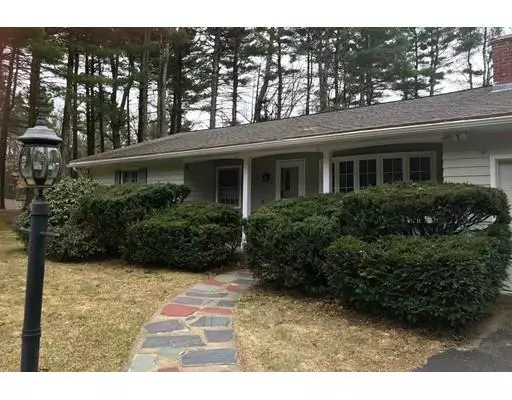 5 Merrinott Rd, Bolton, MA 01740