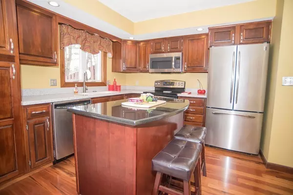 Agawam, MA 01001,3 Castle Hill #D