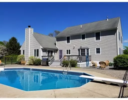 Swansea, MA 02777,1461 Gardners Neck Road