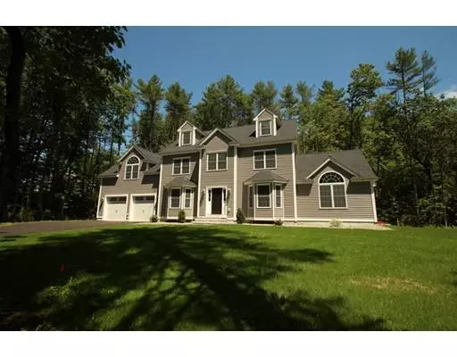 422 Pond St., Dunstable, MA 01827