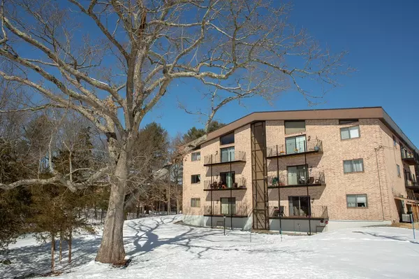 Chelmsford, MA 01824,181 Littleton Road #136