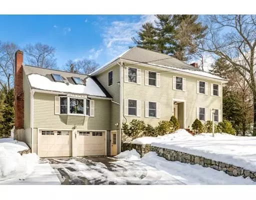 11 Oxbow Road, Wayland, MA 01778