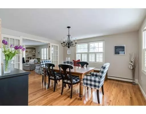 Cohasset, MA 02025,17 Norfolk Rd