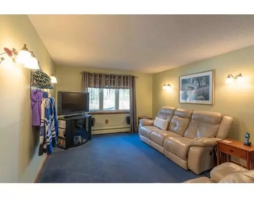 Pepperell, MA 01463,14 Joan St