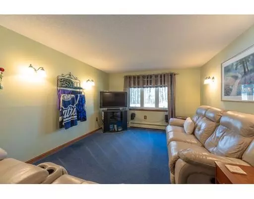 Pepperell, MA 01463,14 Joan St