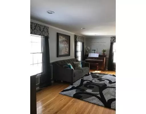 Westfield, MA 01085,52 Eastwood Dr