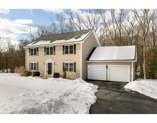 7 Bresnick Ln, Ashland, MA 01721