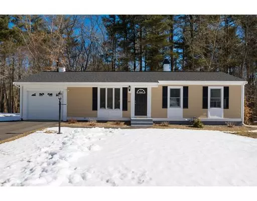 80 Brook Cir, Hanover, MA 02339