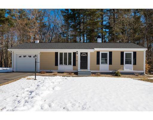 80 Brook Cir, Hanover, MA 02339