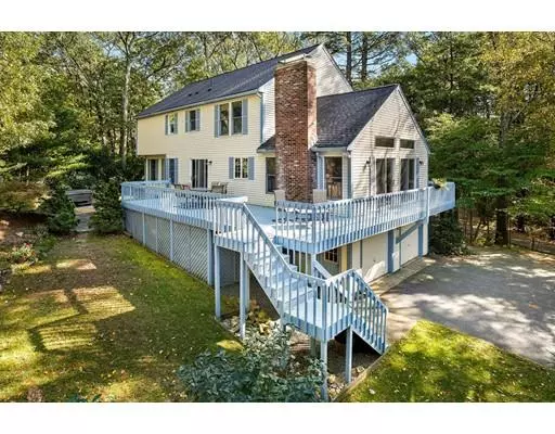 Southborough, MA 01772,4 Powdermill Ln