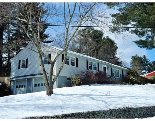 11 Kathleen Rd., Hudson, MA 01749