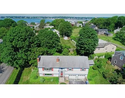 132 Kane Ave, Middletown, RI 02842