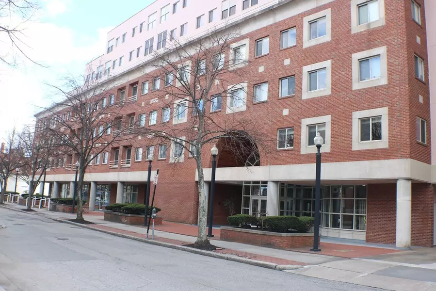 20 Webster St #606, Brookline, MA 02446