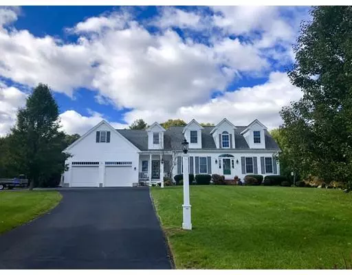 39 Nachaomet, Lakeville, MA 02347