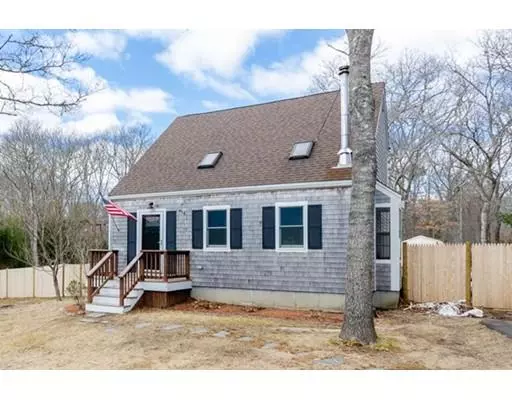 115 Jones Rd, Barnstable, MA 02648