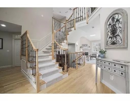 Ipswich, MA 01938,12 Southpoint Ln