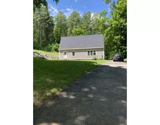 5 Wheeler Rd, West Brookfield, MA 01585