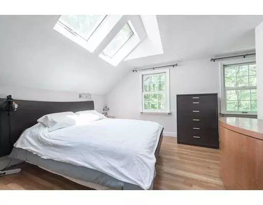 Weston, MA 02493,148 Sudbury Road