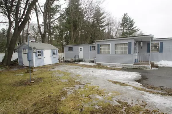 235 New Yorker Ave, Chelmsford, MA 01824