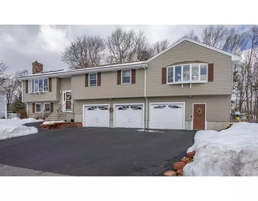 31 Crabtree Lane, Abington, MA 02351